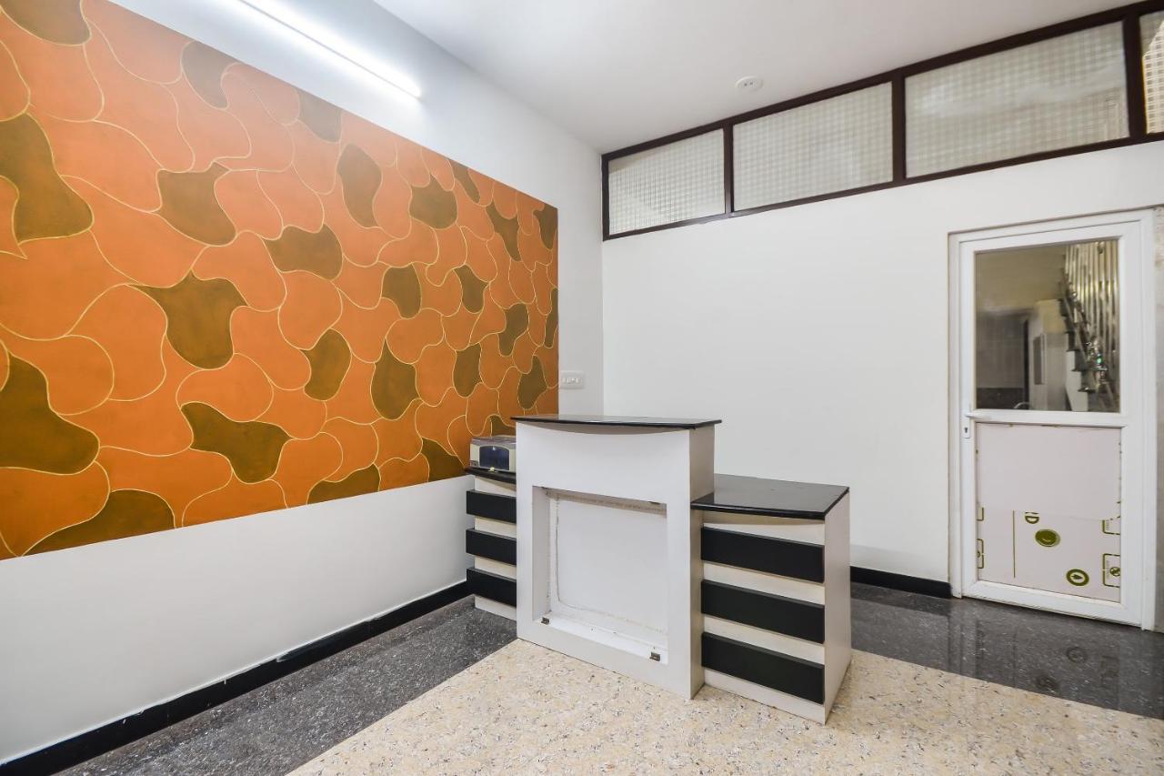 Отель Oyo 70250 Royal Residency Namakkal Экстерьер фото
